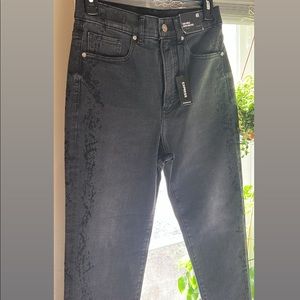 *NEW W/ TAGS* Express Size 4: Black Jeans w/ Snake print design